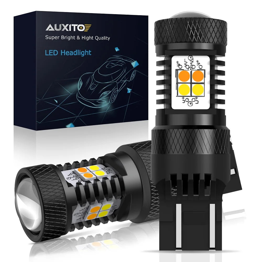 Ampoule de phare LED noire et son emballage, mettant en évidence une lumière jaune vive.