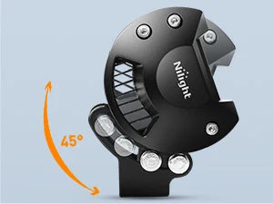 Une barre lumineuse LED noire avec plusieurs lentilles est montrée en angle de 45 degrés.