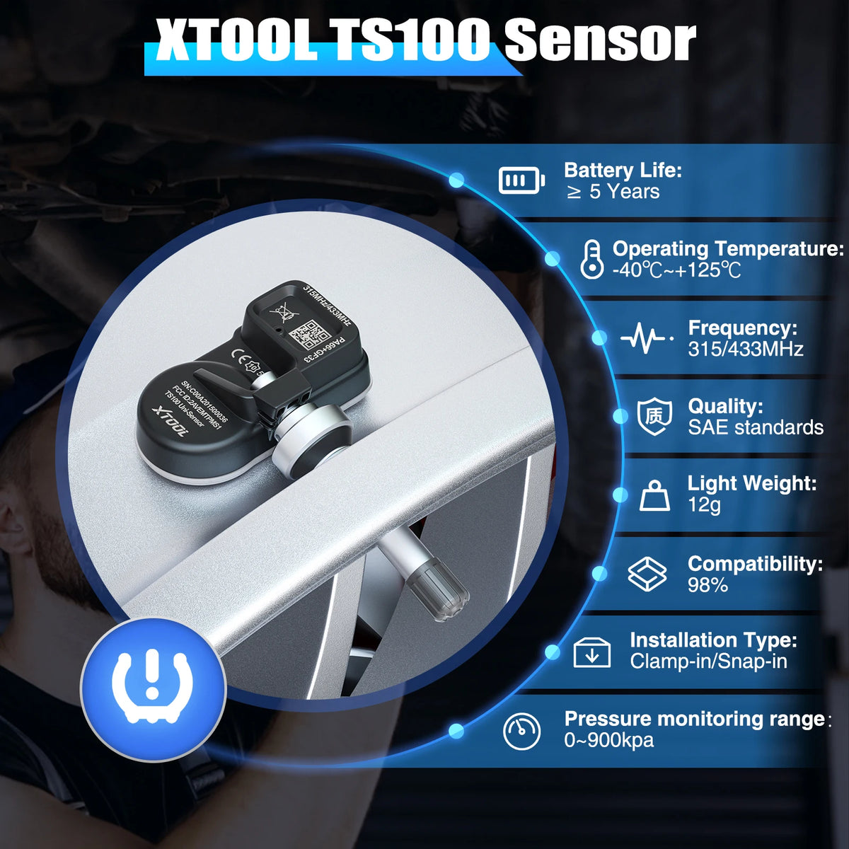 لقطة مقربة لجهاز استشعار XTOOL TS100 مع عرض للمواصفات على الشاشة.