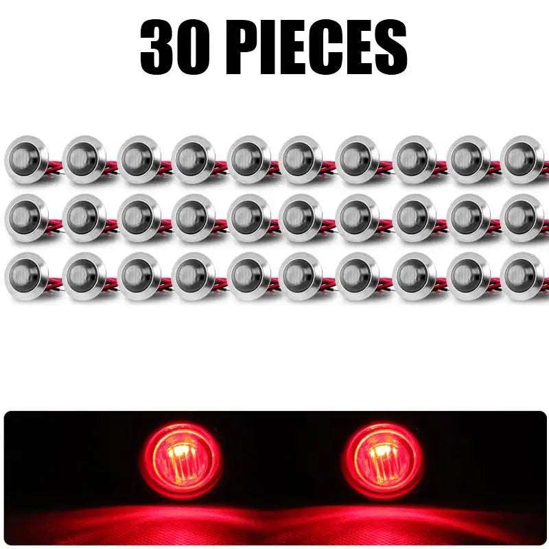 30 pieces of high-intensity LED marker lights arranged in a row.