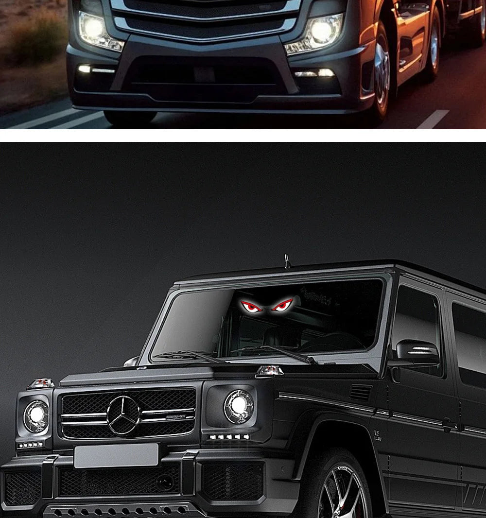 Primer plano de un SUV Mercedes negro con luces LED aftermarket instaladas en la parrilla y los faros.