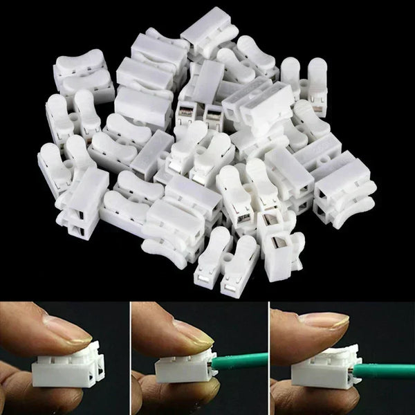Pila de conectores de cable rápidos de dos polos con terminales de aislamiento de plástico.