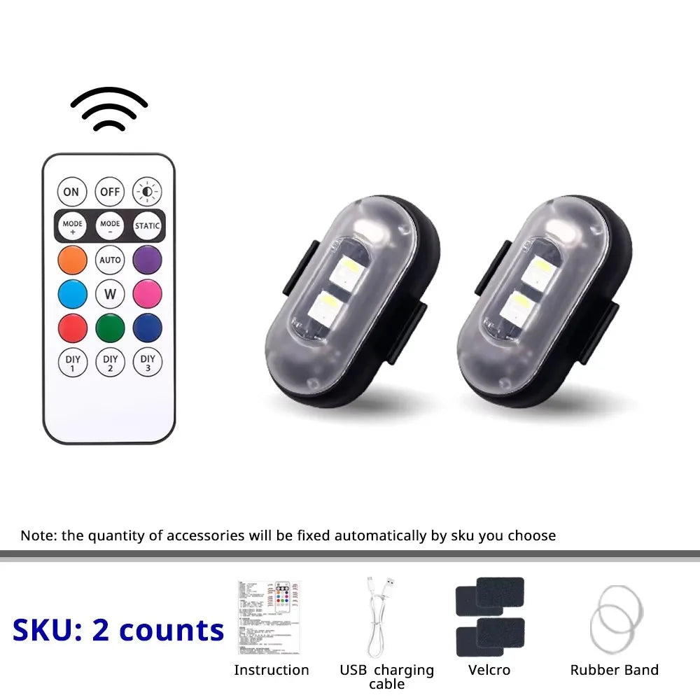 طقم إضاءة قدم سيارة LED محمول مع ملحقات مثل كابل شحن USB وحزام فيلكرو.