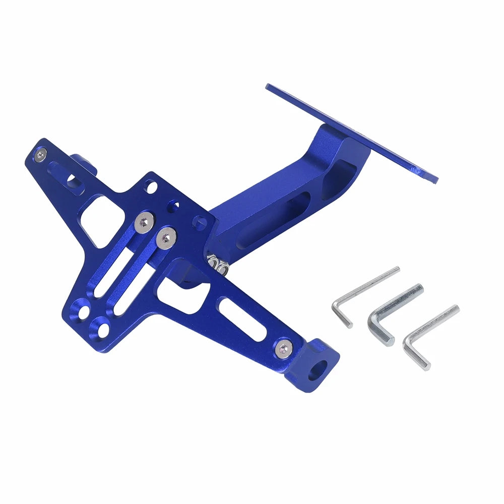 Soporte para matrícula universal de motocicleta azul con soportes y tornillos pequeños.