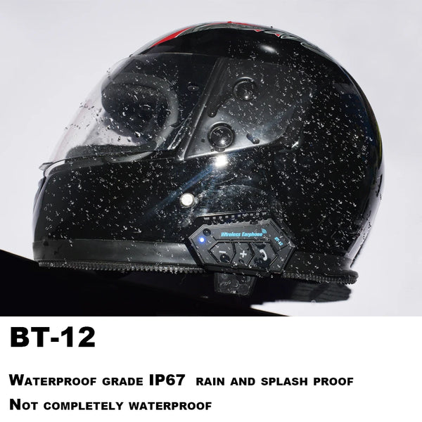 Black motorcycle helmet with a clear visor and an integrated Bluetooth headset display