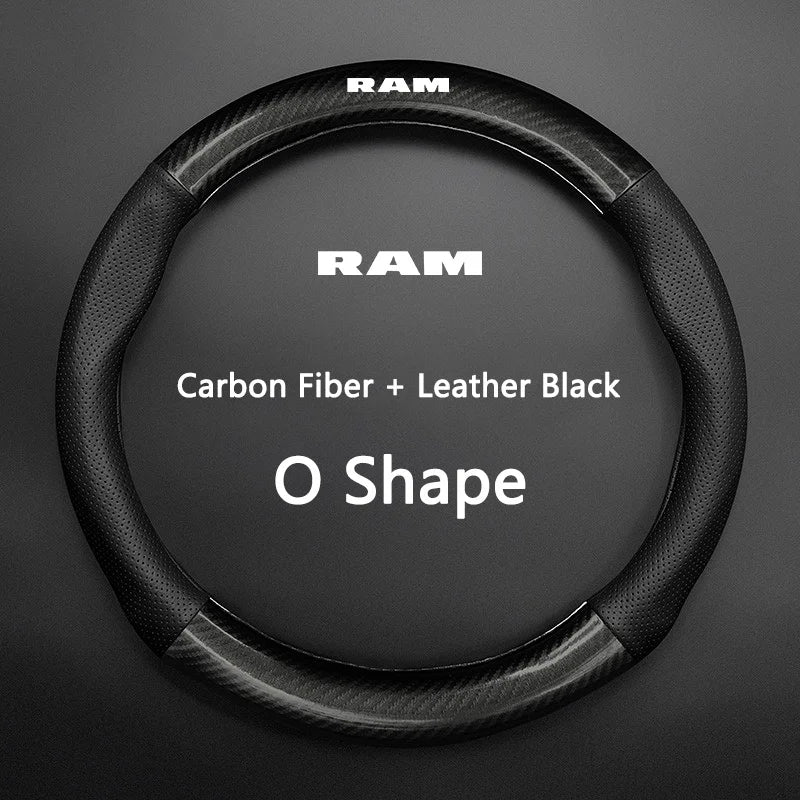 Cache de volant en RAM noire avec forme O, en fibre de carbone et cuir.