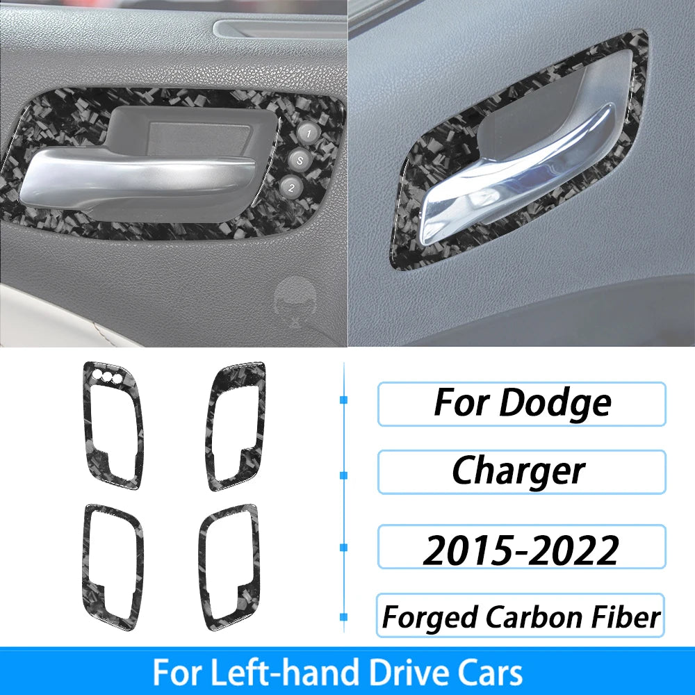 Primer plano de calcomanías de moldura de fibra de carbono forjada para un Dodge Charger