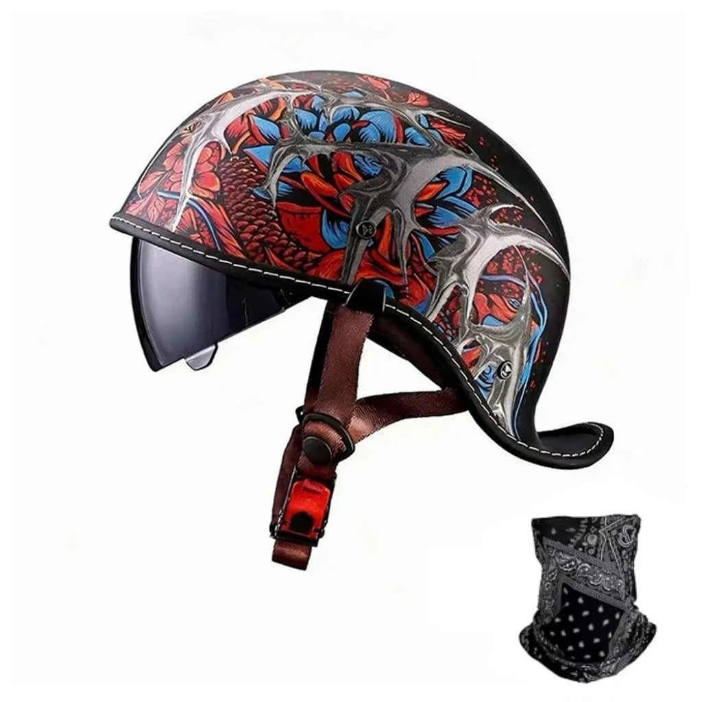 Vintage-Motorradhelm mit schwarz-roter und blau-floraler Musterdesign