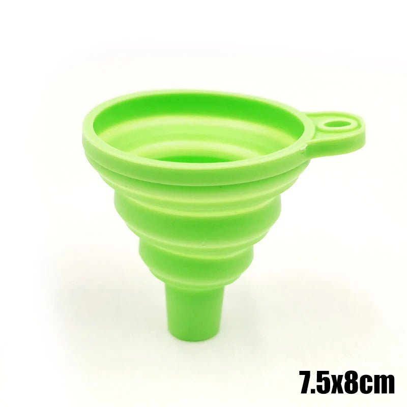A bright green silicone funnel with a wide mouth and narrow base, measuring 7.5x8cm.