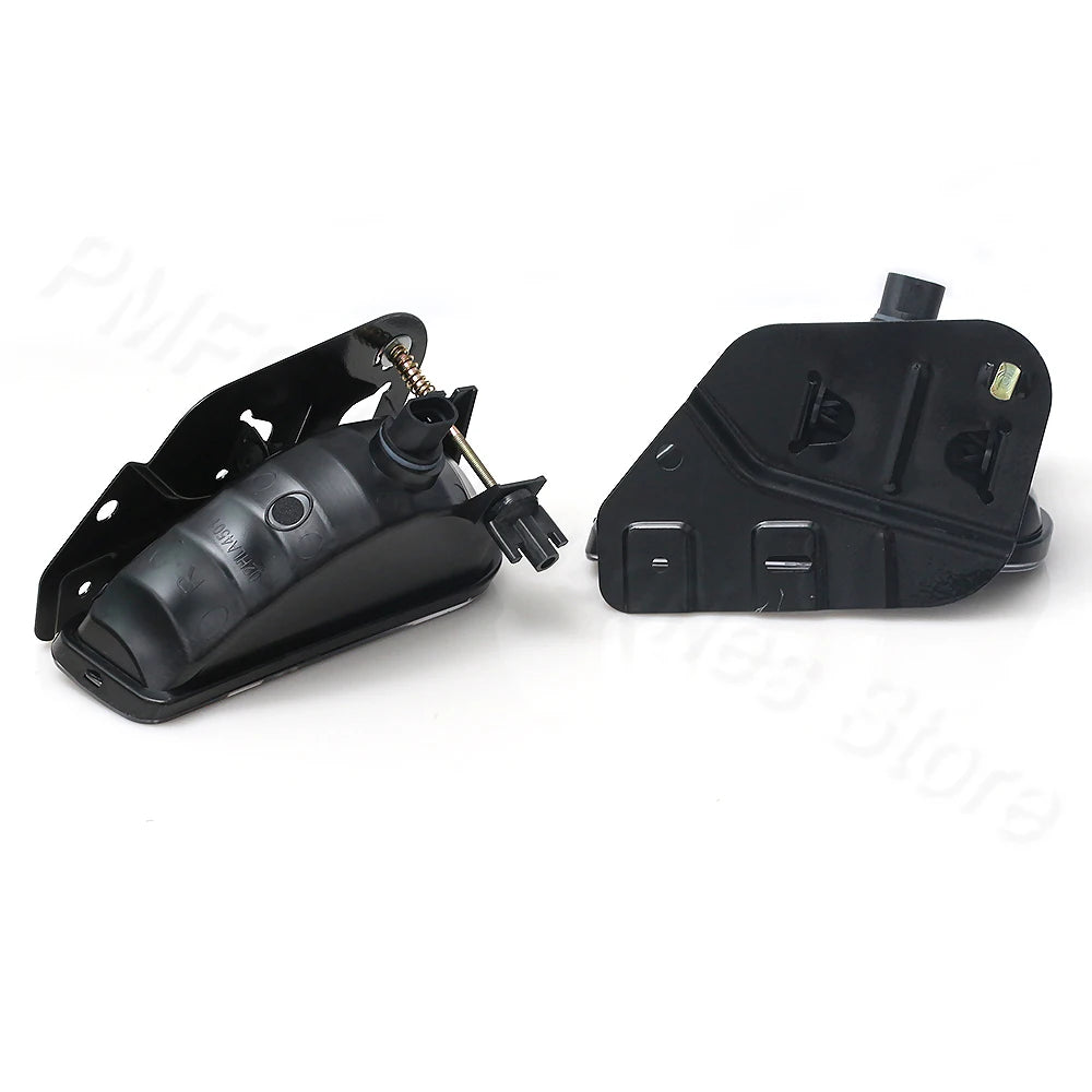 Conjunto de faro antiniebla de reemplazo negro para un Cadillac Escalade.
