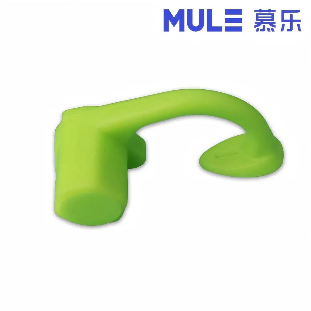 Un couteau utilitaire de précision vert clair avec une poignée incurvée.