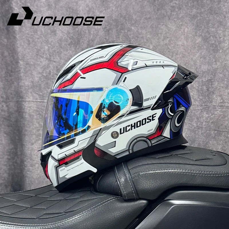 Casque de moto modulaire DOT avec design blanc et noir, accents bleus et logo UCHOOSE.