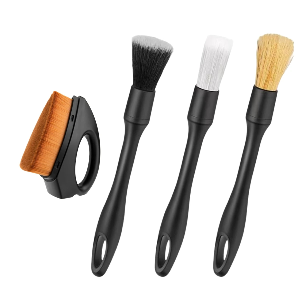 Set aus fünf schwarzen Detailpinseln, darunter ein Flachpinsel und vier verschiedene Borstenpinsel zum Tiefenreinigen.