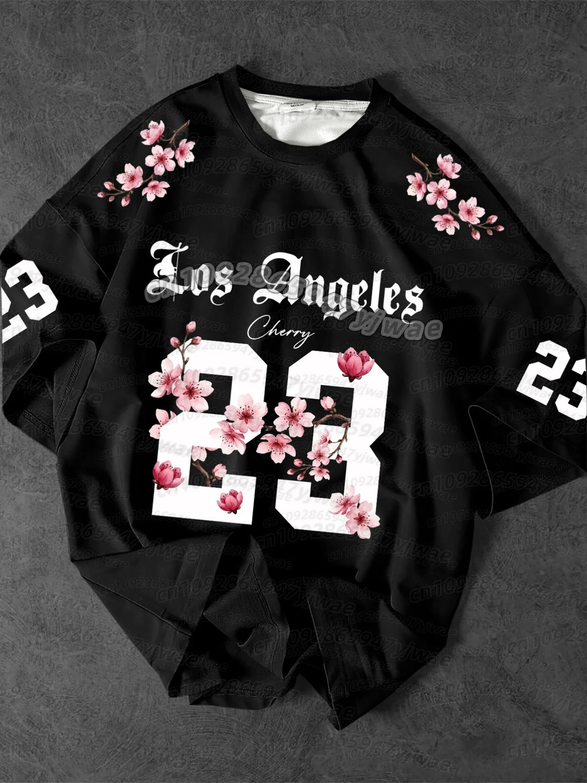 Camiseta de fútbol para hombres negra con estampado de flores de cerezo y el número 23