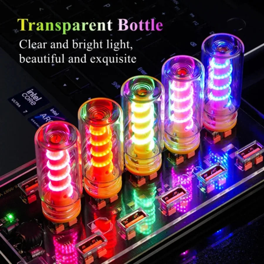 Présentation de bouteilles en verre transparent remplies de filaments LED lumineux utilisés comme veilleuse.