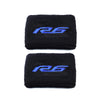 Deux chiffons en microfibre noirs avec des logos bleus 'R6' sont présentés sur un fond blanc.