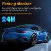 Une voiture de sport bleue avec un moniteur de stationnement, mettant en avant la protection 24h.
