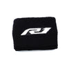 Couverture en tissu noir avec un logo R1 blanc gravé, utilisée comme couvercle de réservoir de liquide de frein et porte-clés
