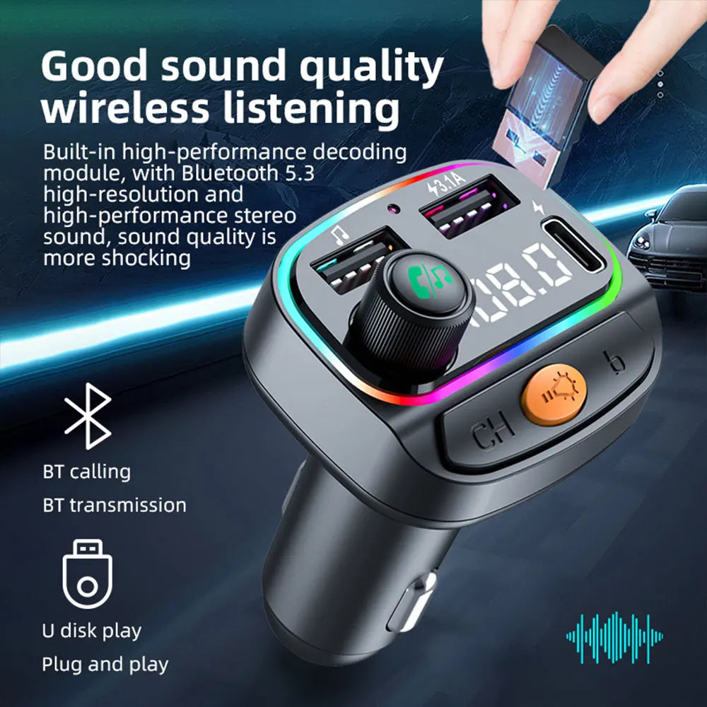 Schwarzes Bluetooth-FM-Transmittergerät mit Funktionen wie BT-Anrufen, Übertragung und U-Disk-Wiedergabe.