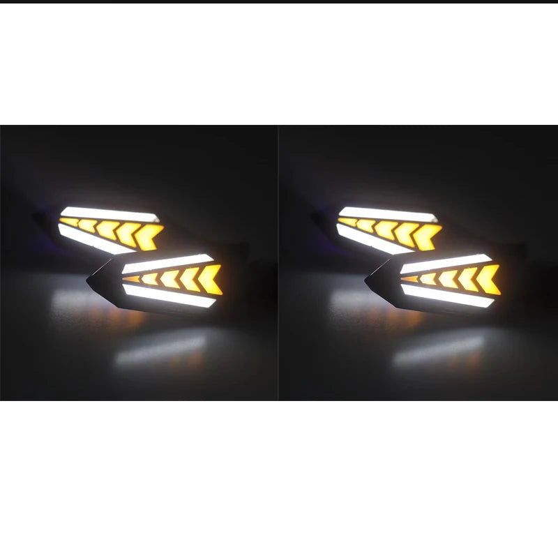 Ein Paar universelle Motorrad-LED-Blinker mit modernem, kantigem Design.