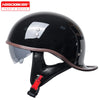 Casque vintage moto noir avec pare-brise transparent et rembourrage en cuir noir