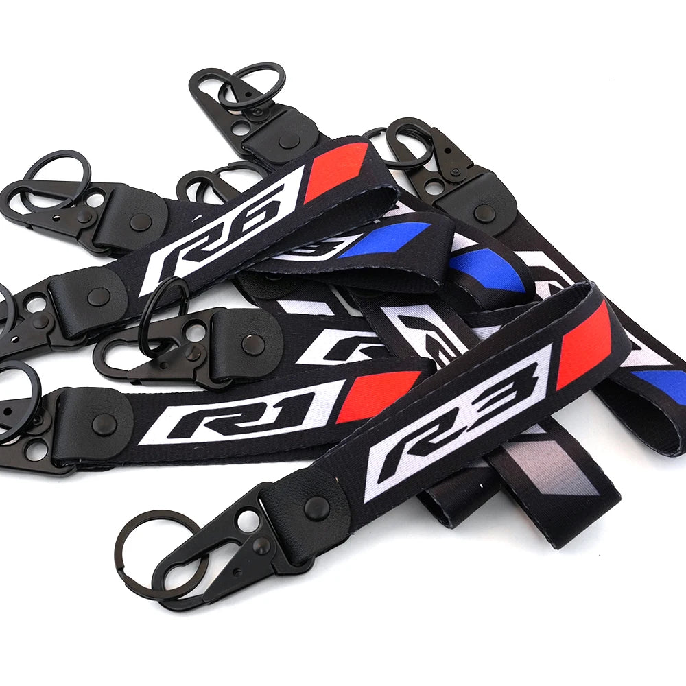 Cache de réservoir de liquide de frein de moto noir et rouge avec sangles et attaches métalliques