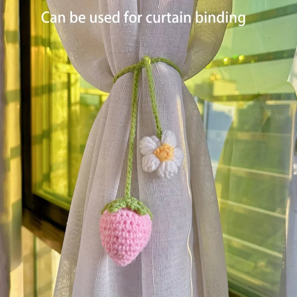 Charm de fraise crochet fait main pour fixer les rideaux