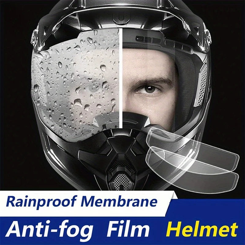 Primer plano de un casco de motocicleta mostrando una membrana impermeable transparente y una capa antiempañante.