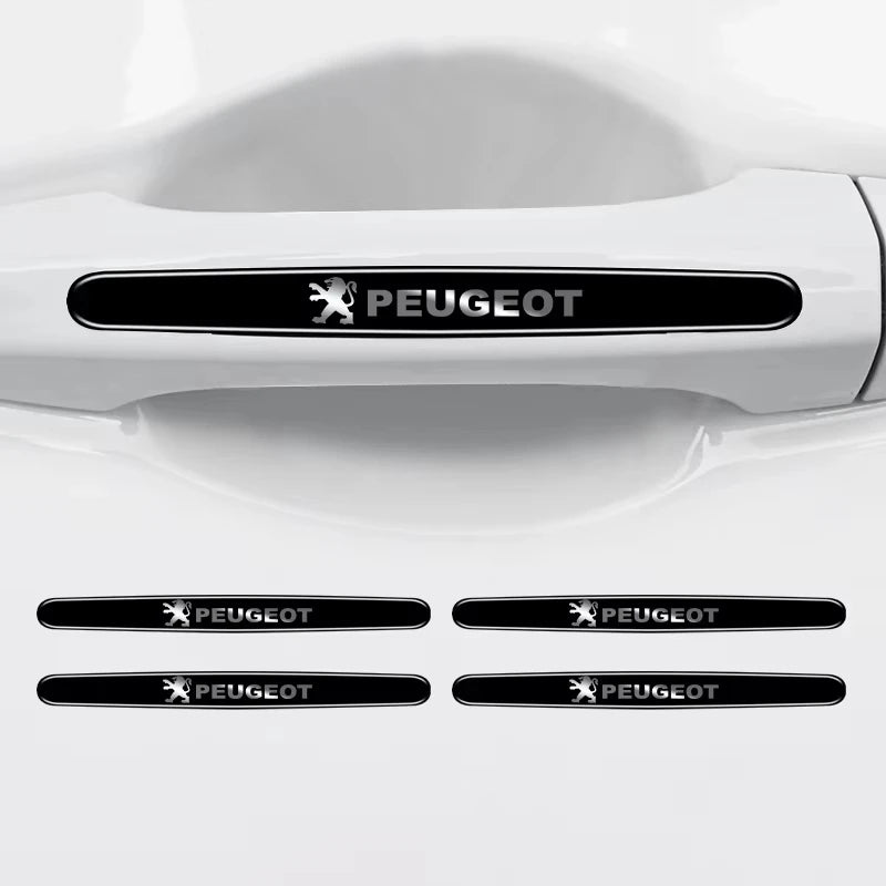 Pegatinas del logo de Peugeot negro colocadas en la manija de una puerta de coche blanca.