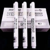 A set of Duo Zhid permanent paint markers in black and white inside a box.