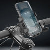 Ein transparentes Fahrrad-Handyhalter wird an einem Fahrradlenker befestigt, zeigt verschiedene Montageoptionen.