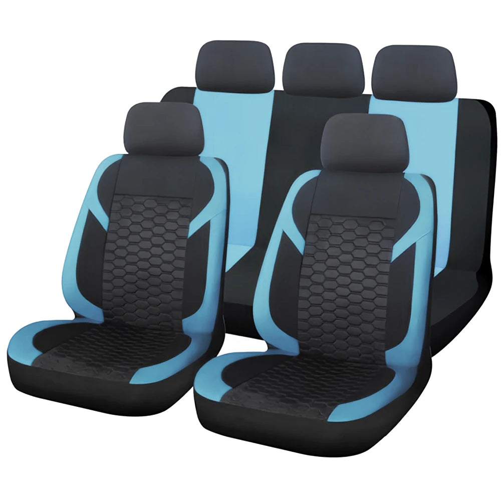 Ein Set aus schwarzen und hellblauen universellen Auto-Sitzbezügen mit Honigwaben-Stickerei.
