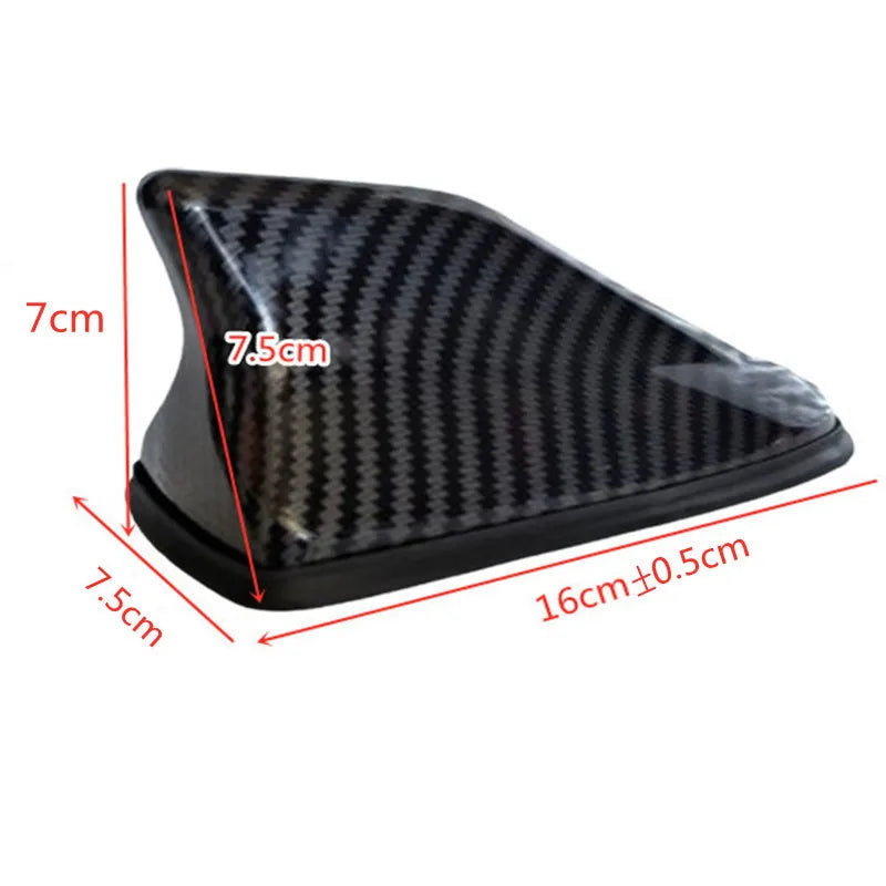 Antenne de voiture avec nageoire de requin en fibre de carbone, dimensions 7x7,5cm et 16cm de long